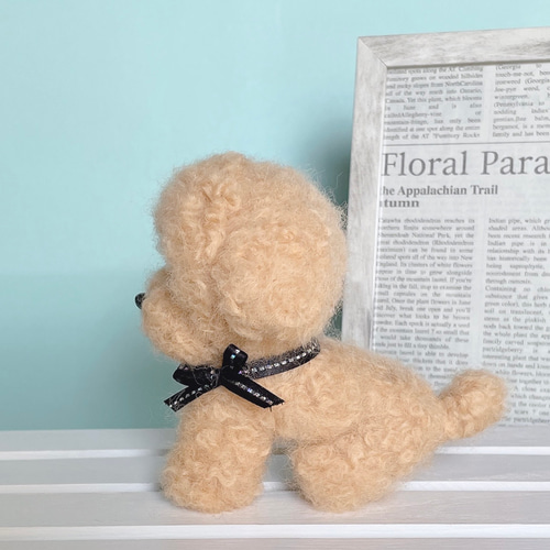 トイプードル（アプリコット 薄茶）の羊毛フェルト 犬 羊毛