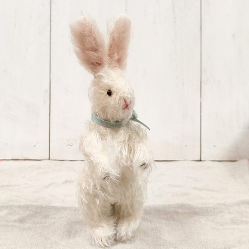 白いうさぎさん 17.5cm テディラビット ぬいぐるみ Realwood
