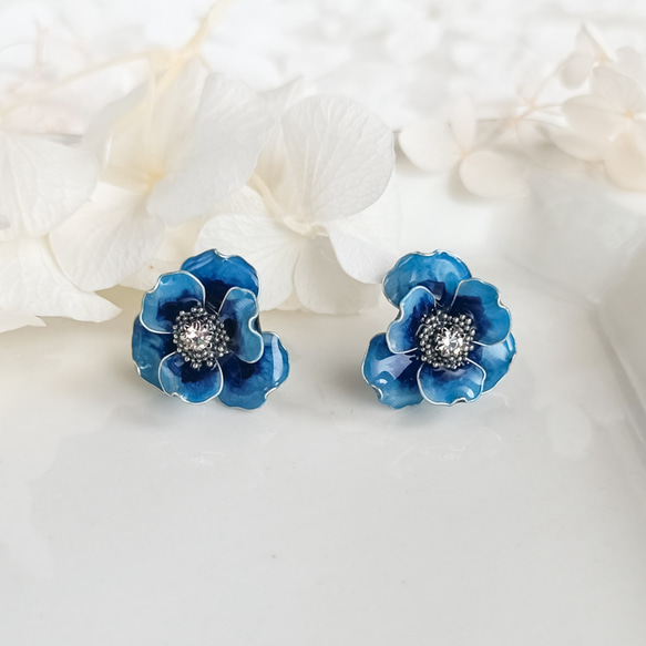 blue rose アンティークブルー のお花 　直径20mm　≪シルバー≫ インディゴ 藍色　サージカルステンレス 12枚目の画像