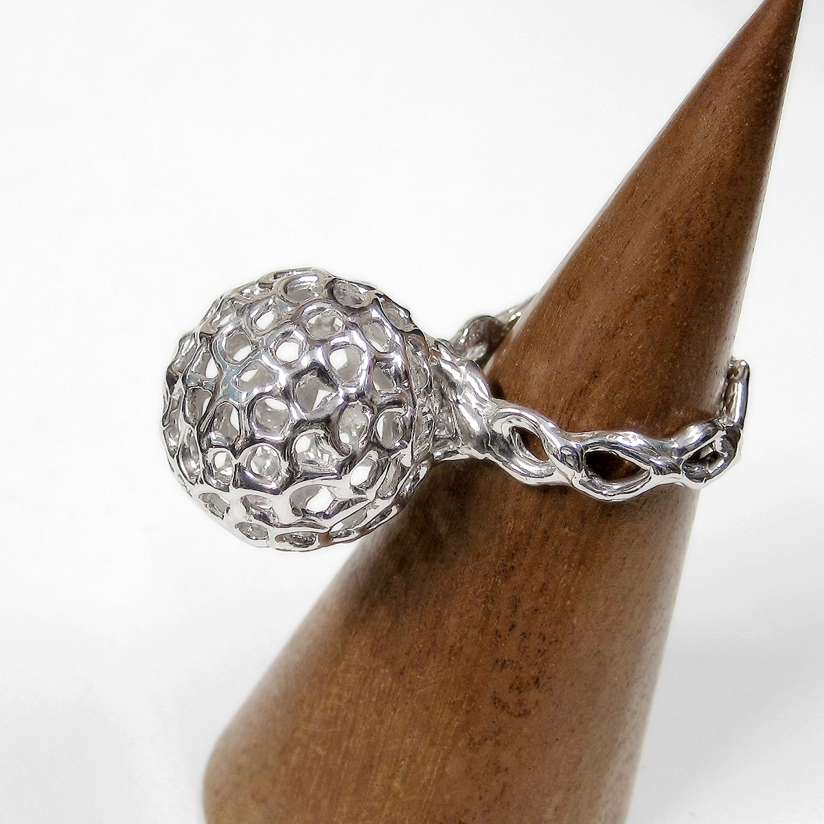 SV925『地球』リング（9号、サイズ変更可、ロジウムの厚メッキ、一点物、シルバー）