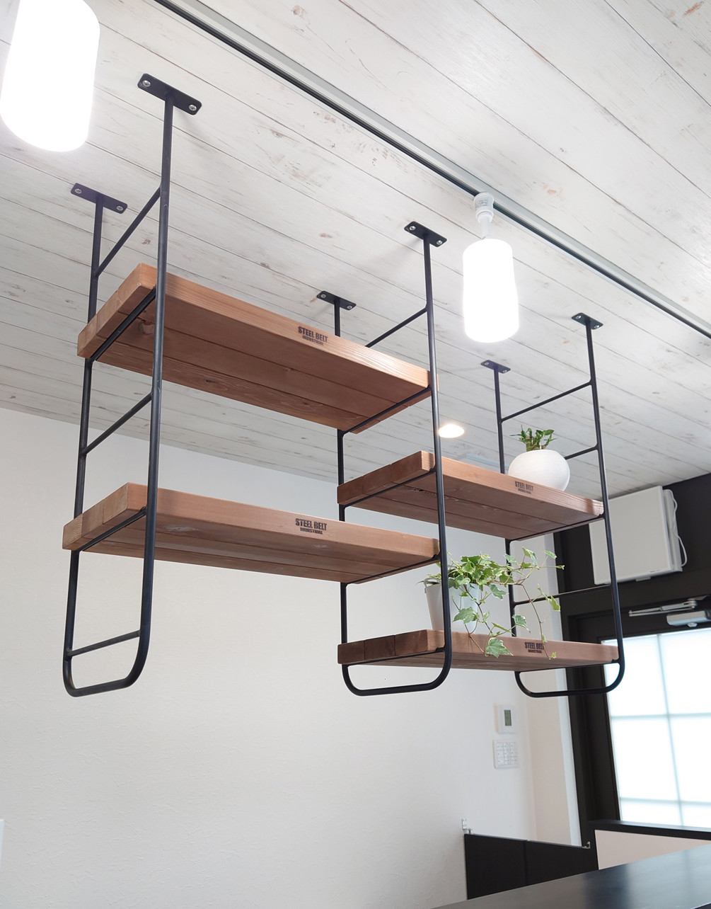 シーリングシェルフ 吊り下げ 収納 インダストリアル 壁面ラック 収納棚 ディスプレーラック オープンラック おしゃれ