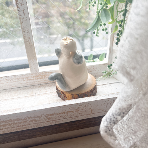 にゃんこペーパーウェイトwith金歯ちゃん/ 陶器 置物 デスク 歯 シャム