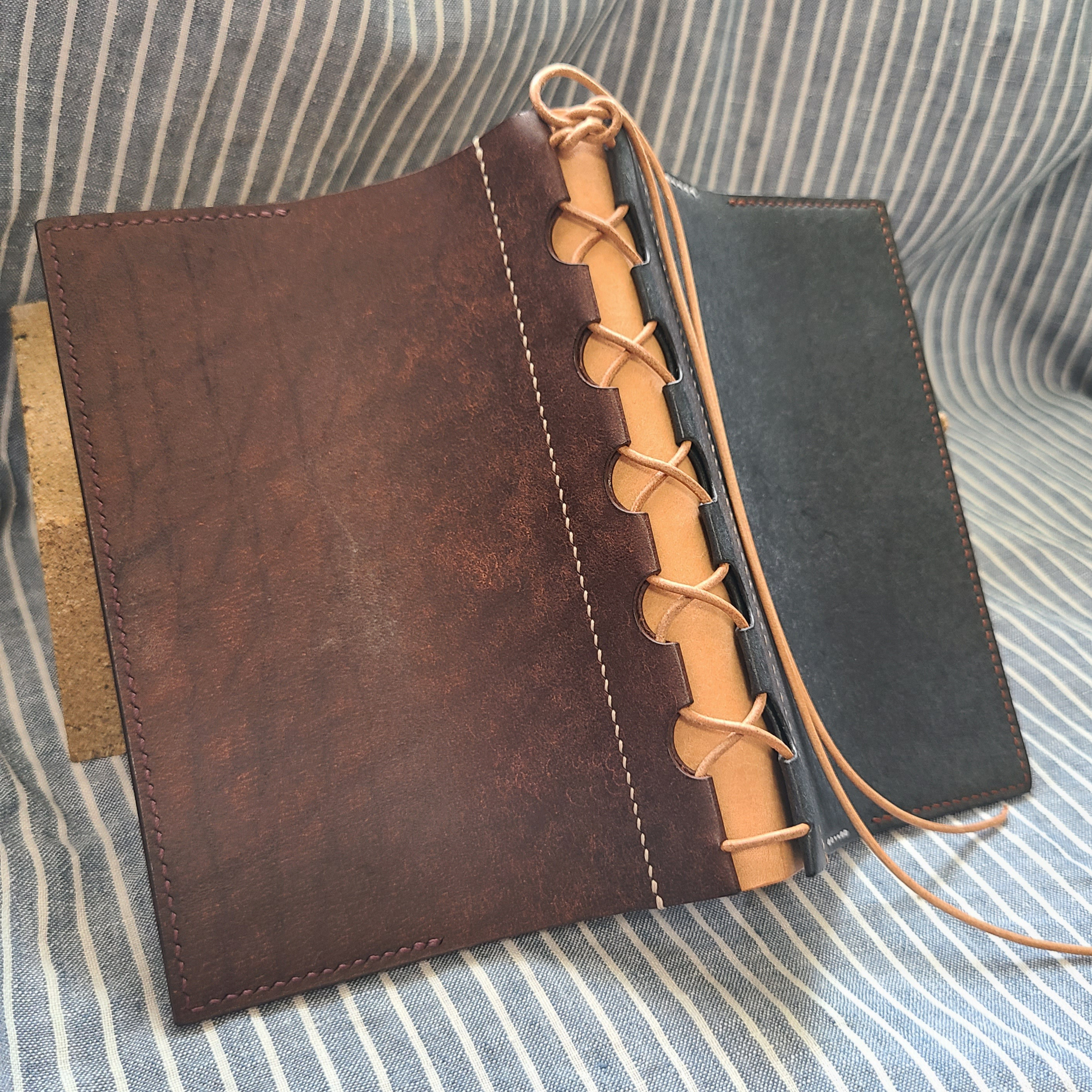 文庫本用レザーブックカバー プエブロ カラーオーダー