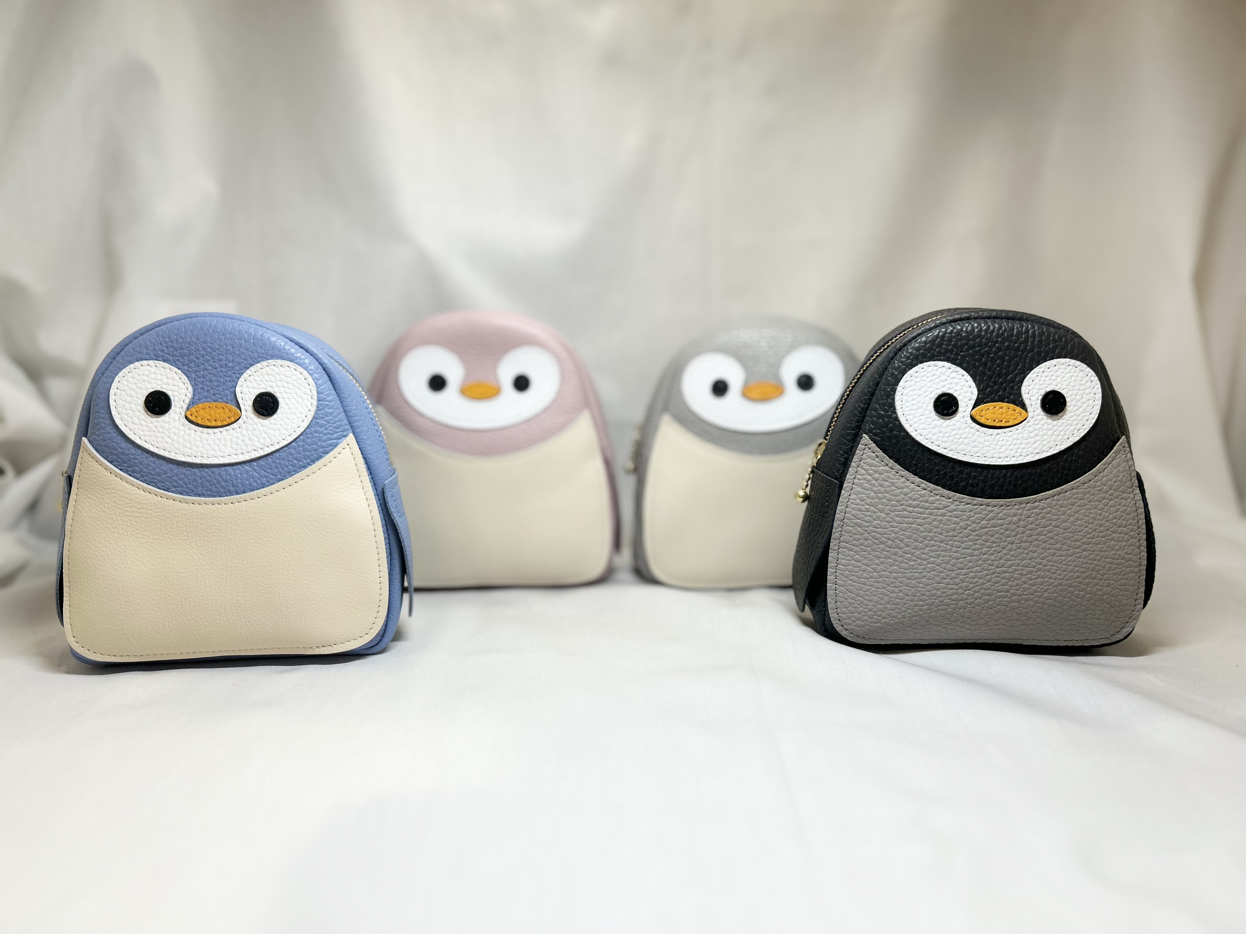 ペンギン型レザーポーチ