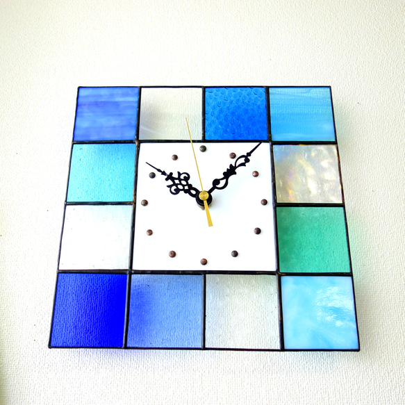 24㎝角・ステンドグラスの掛け置き時計・モザイクK24（青色系/イメージは海）受注制作 4枚目の画像