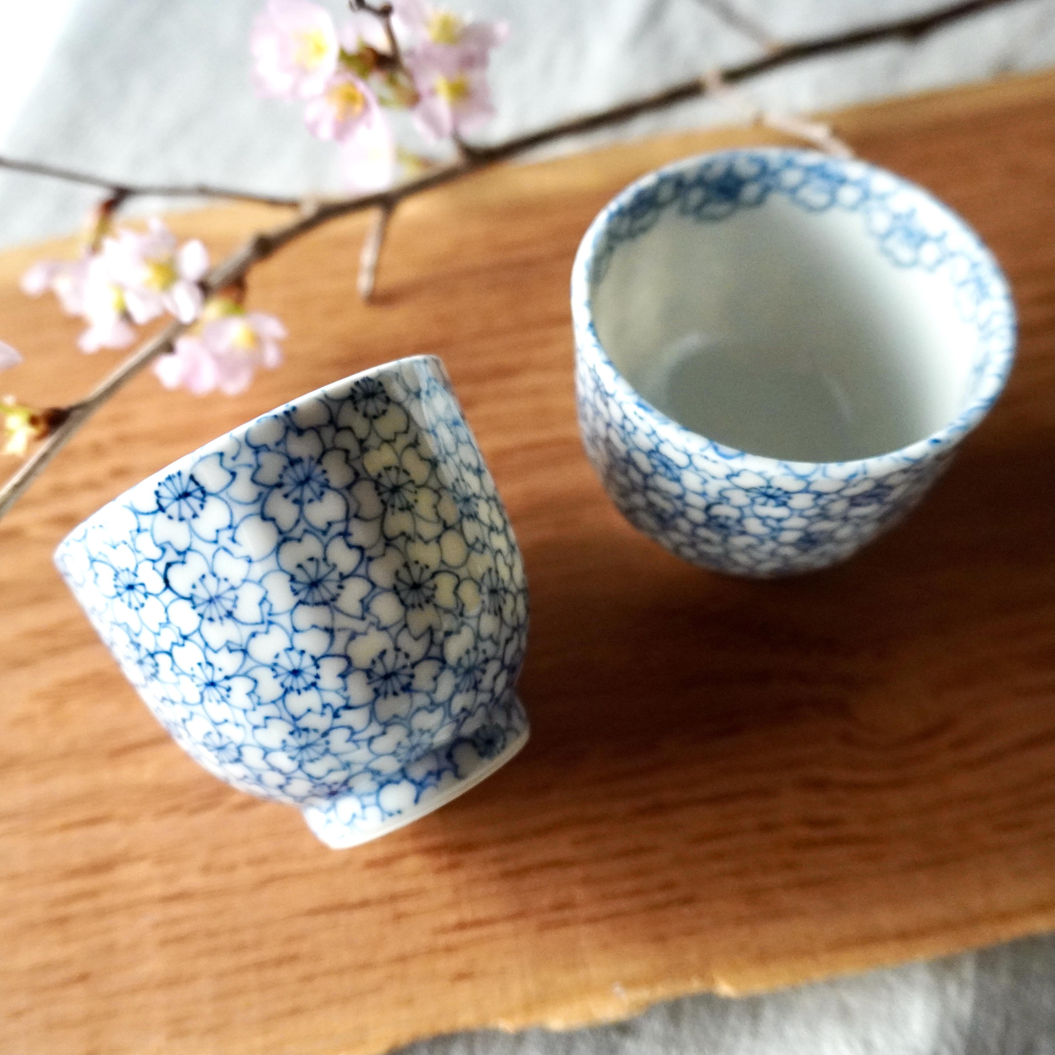 染付桜詰ぐい呑