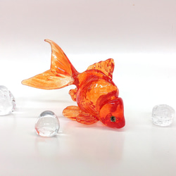 手作りガラス　金魚のオーナメント　琉金(No.1)　ガラス玉付き 4枚目の画像