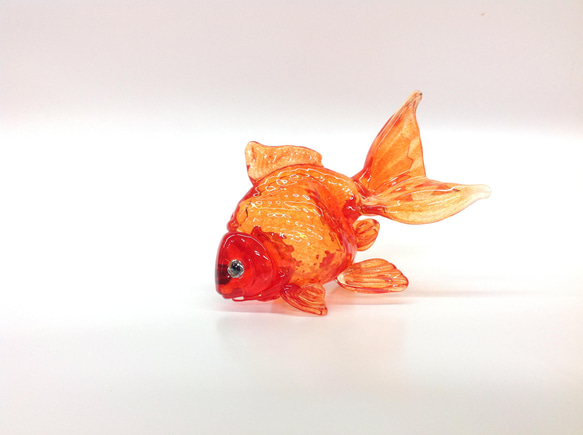 手作りガラス　金魚のオーナメント　琉金(No.1)　ガラス玉付き 3枚目の画像
