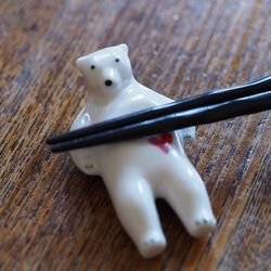 北極熊熊五郎 筷子架（愛心） 第3張的照片