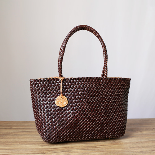 A4対応レトロな本革ハンドバッグ 手編みトートバッグ大容量通勤バッグ  