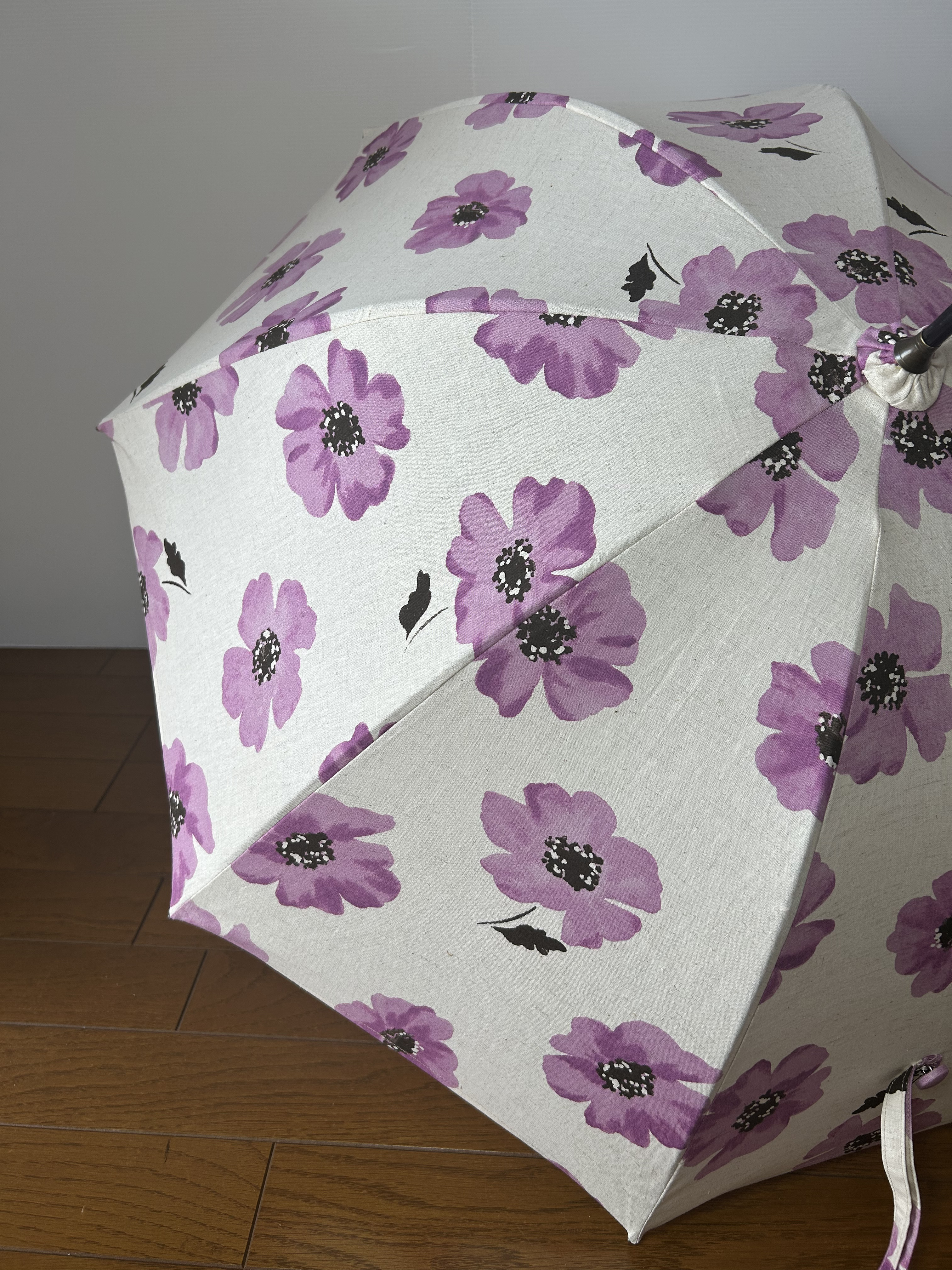 送料無料　手作り日傘　アイボリーにうす紫の花