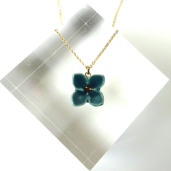 花のnecklace（深緑) 2枚目の画像