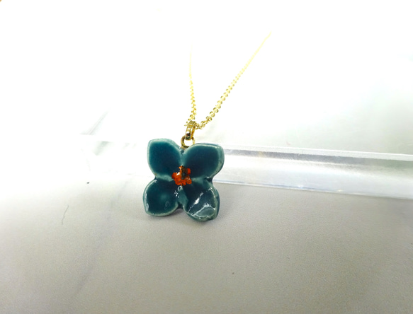 花のnecklace（深緑) 3枚目の画像