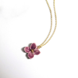 花のnecklace(紫) 1枚目の画像