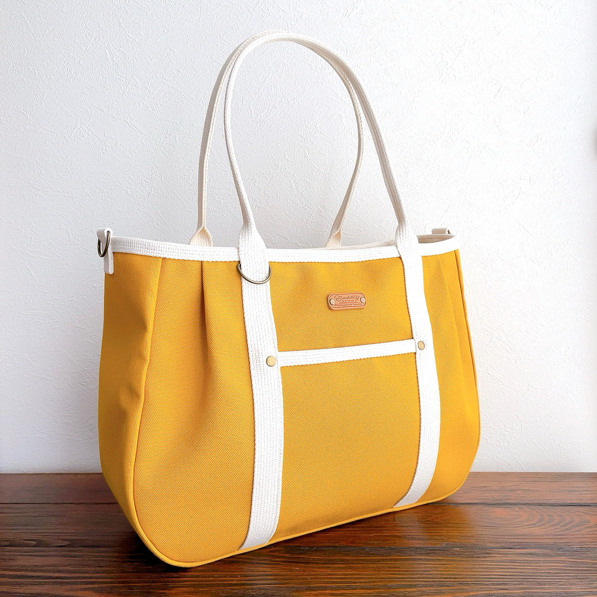 ♥️大♥️A4 大きめ　ころりんバッグ　ショルダー　マスタード×生成　倉敷帆布　2way トートバッグ　ファスナー開閉