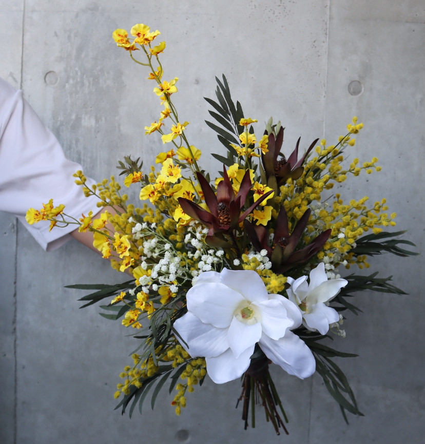ミモザとマグノリアの大人花嫁ブーケ♡ ウェディングブーケ アーティフィシャルフラワー