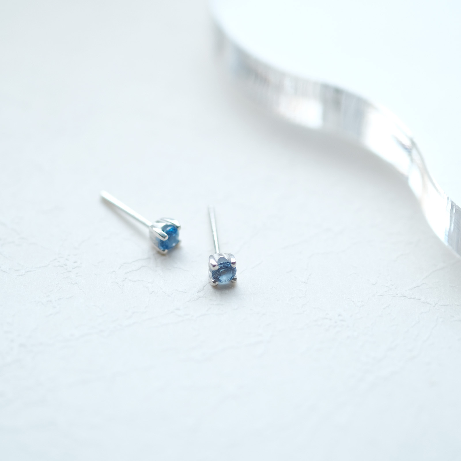 一粒 アクアマリン ピアス イヤリング シルバー925