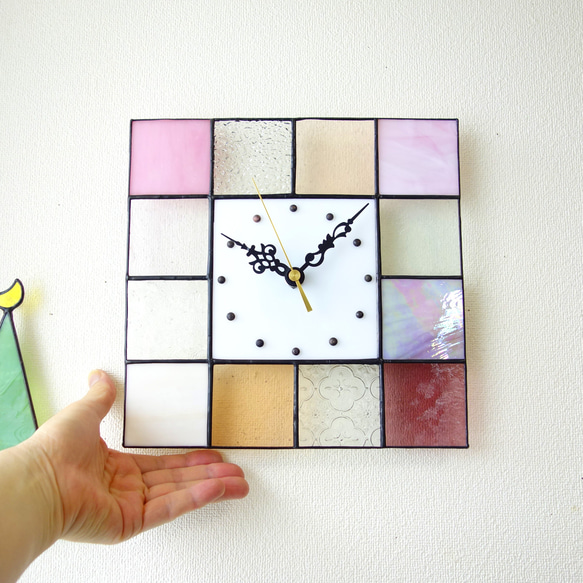 24㎝角-ステンドグラスの掛時計-モザイクK24（ピンク・パープル系) 3枚目の画像