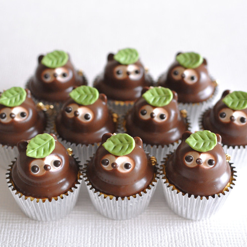 たぬきケーキ 葉っぱ付き バッグチャーム minatsu 通販 9770241