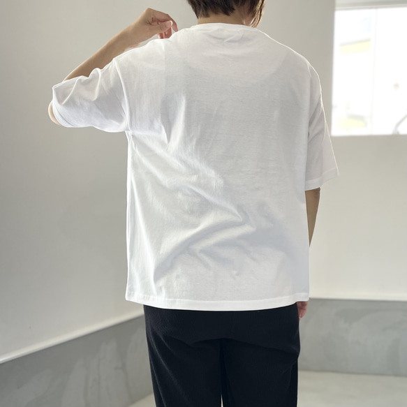 【ユニセックス】レザーパッチ&リベット付 ビッグシルエットTシャツ【3色展開】 8枚目の画像