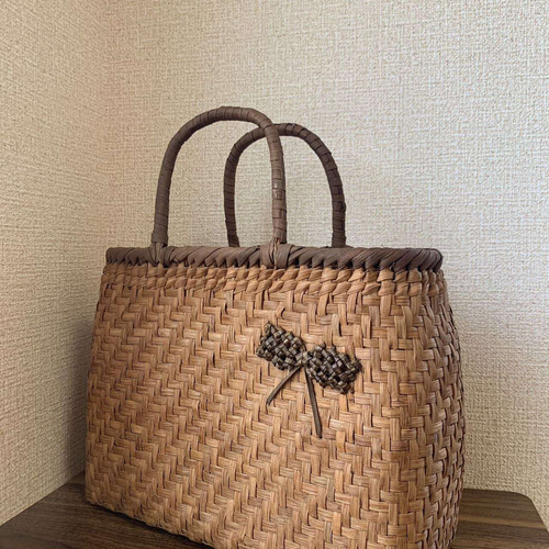 山葡萄 かごバッグ 網代編み 籠 手提げ 内布付き 山葡萄 かごバッグ 国産 日本製 網代編み 手提げロータイプ 籠