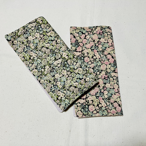 受注制作】リバティ＊チャイブ スモーキーピンク ハンカチ