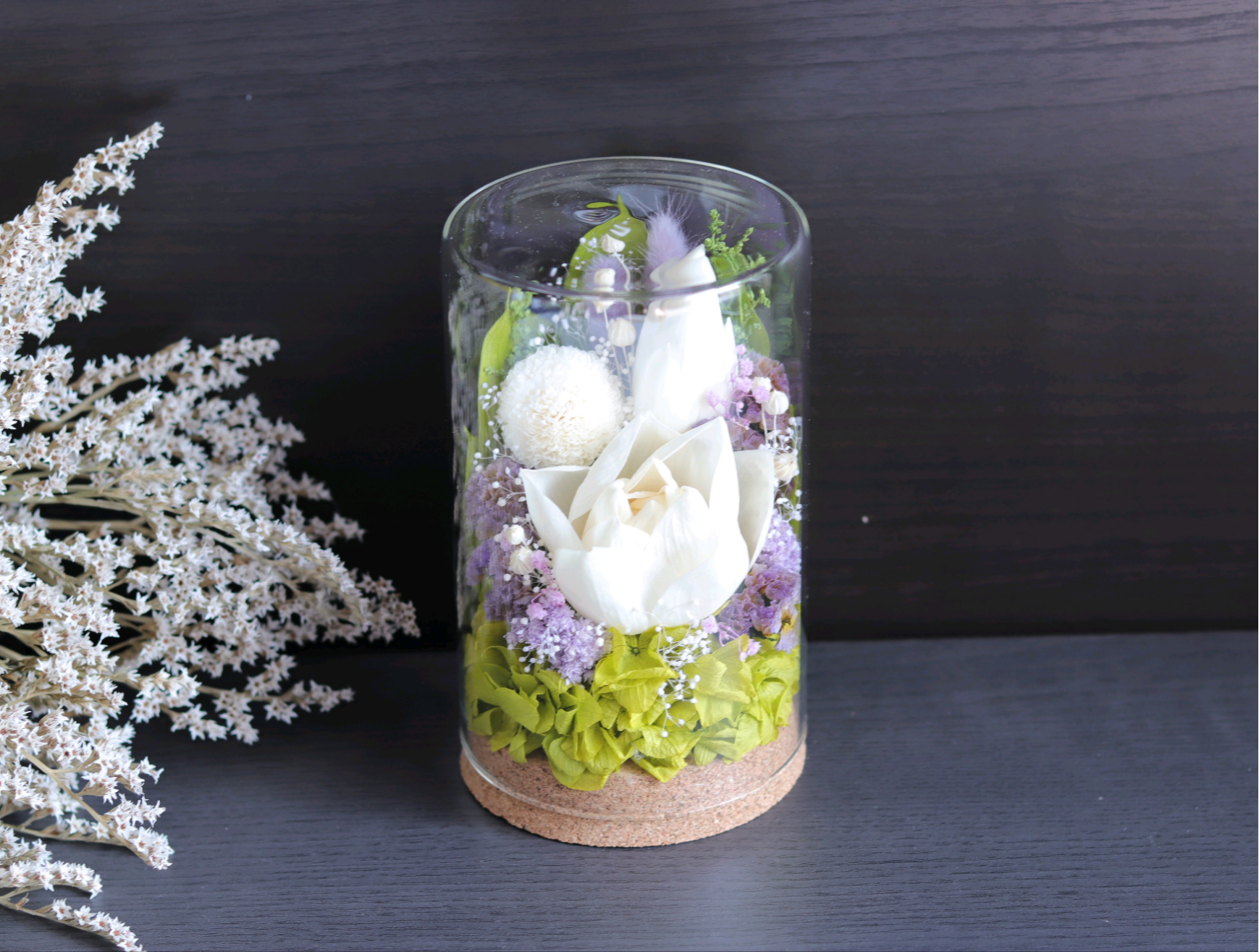 【大切な方に贈る仏花】蓮とピンポンマム＊プリザーブドフラワー 5,584円