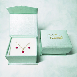 新品。ルビーとダイヤモンドのWGネックレスとピアスセット ホワイトゴールド、ダイヤモンド、ルビー ピアス - Damiani BELLE ÉPOQUE