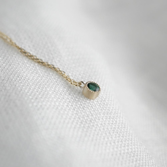 Green sapphire birthstone necklace [P033K18/K10GS] 3枚目の画像