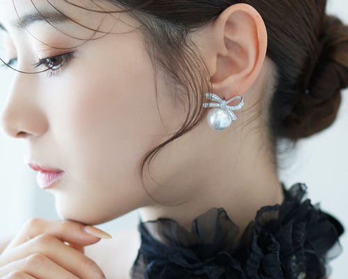 【426】大粒ジルコニアのピアス／イヤリング／リボン ジルコニアストーンロングリボンピアス＆イヤリング – Melrose Muse