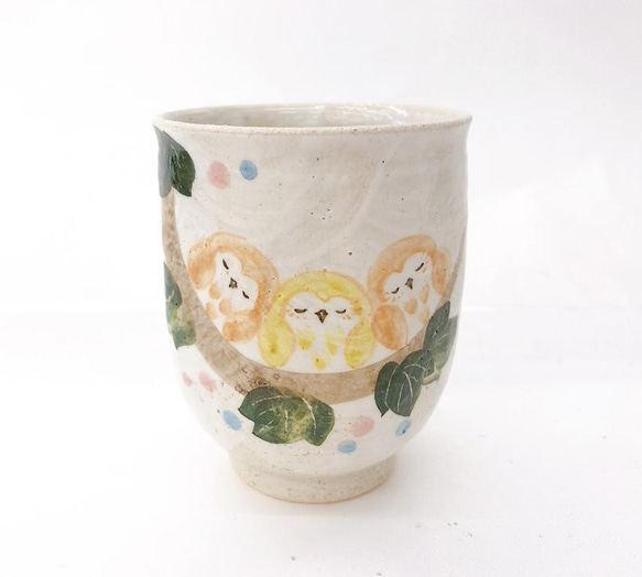 【清水焼】　繋がるふくろう　湯呑 (3羽) 1枚目の画像