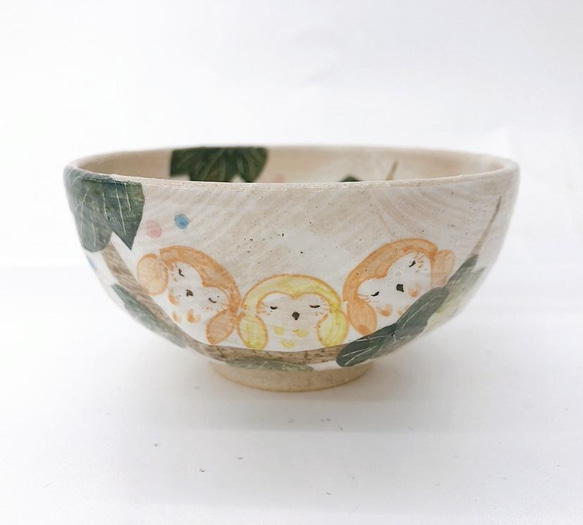 【清水焼】　繋がるふくろう　飯碗 (3羽) 1枚目の画像