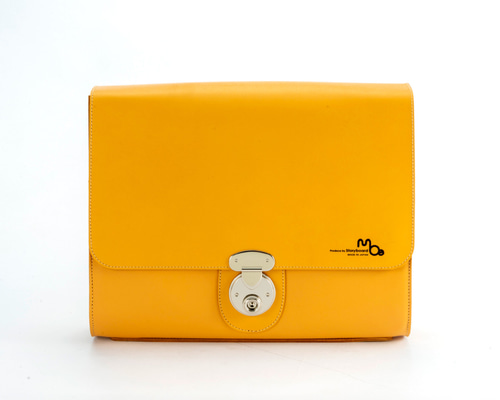 クラッチバッグ 本革 ビジネス A4/B5サイズ メンズ 鍵付きで