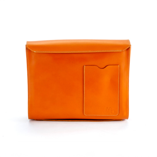 クラッチバッグ 本革 A4/B5サイズ ビジネス メンズ 鍵付きでシンプルで