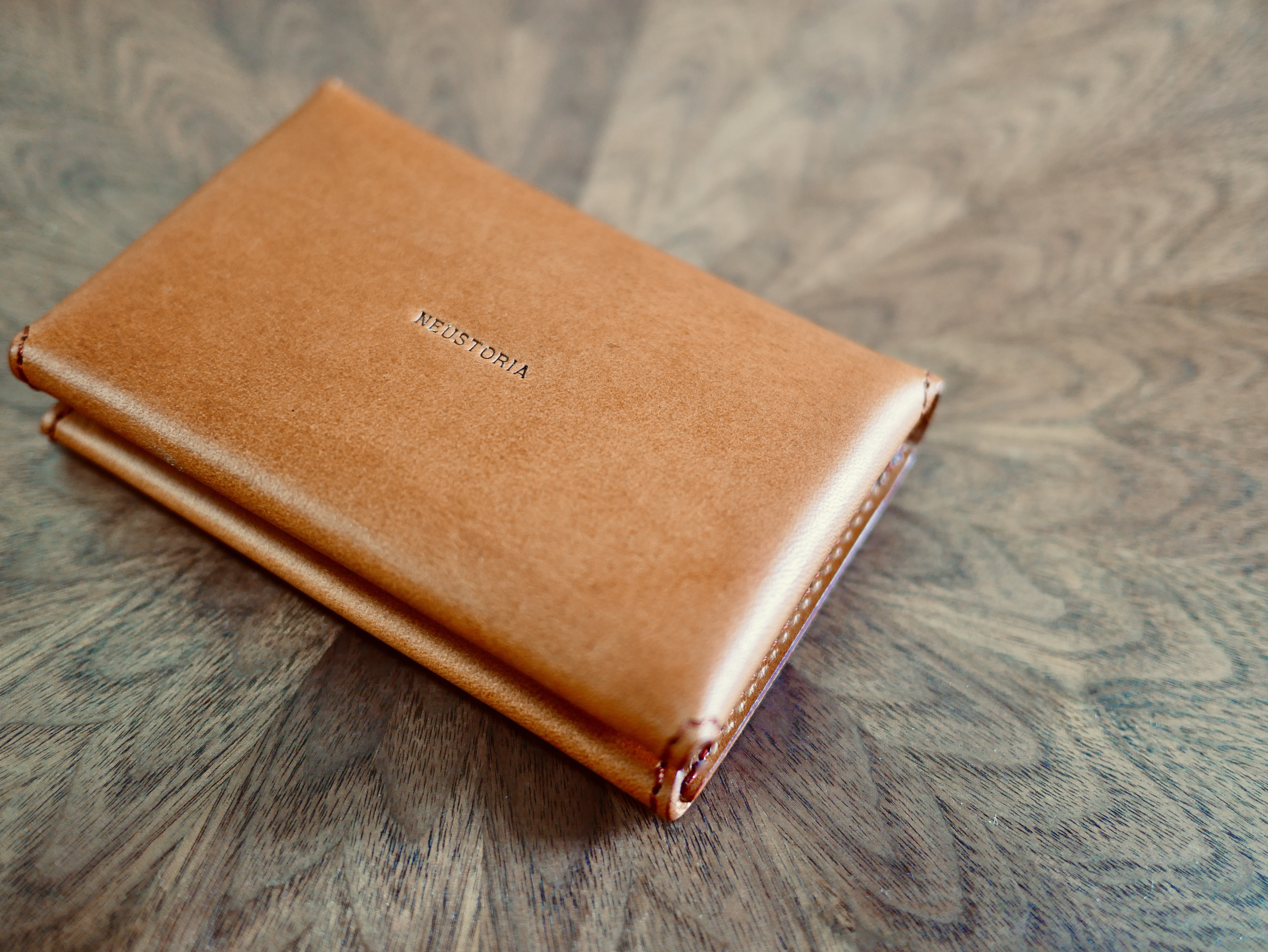 イタリアンレザーのカードケース　 名刺入れ　ブッテーロ　ブラウン