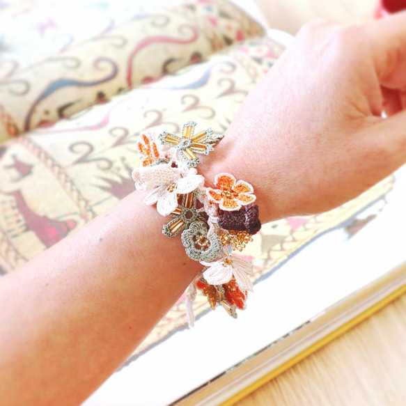 OYA crochet bracelet [BIJOU] Golden Savanna 第5張的照片