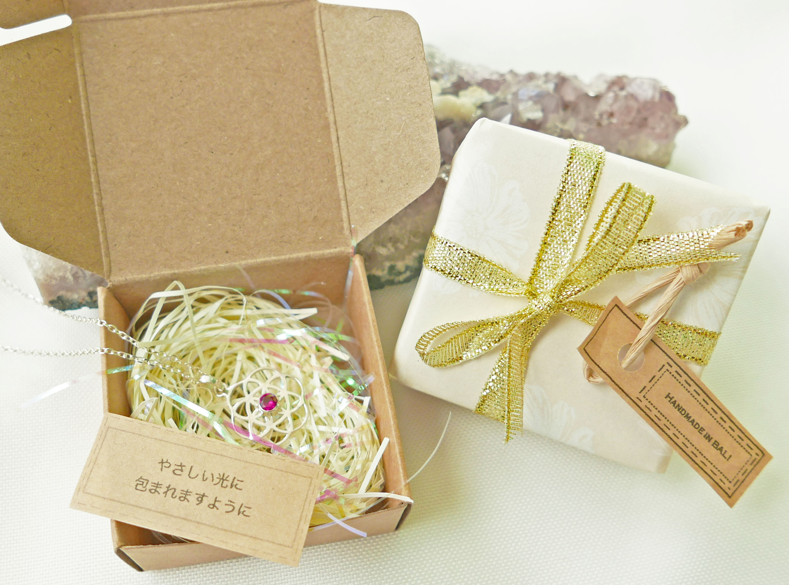 〔プラチナ加工〕真珠パール・神聖幾何学模様/シードオブライフのペンダント✼༺魂と調和、目醒め•*•ヒーリングエネルギー༻