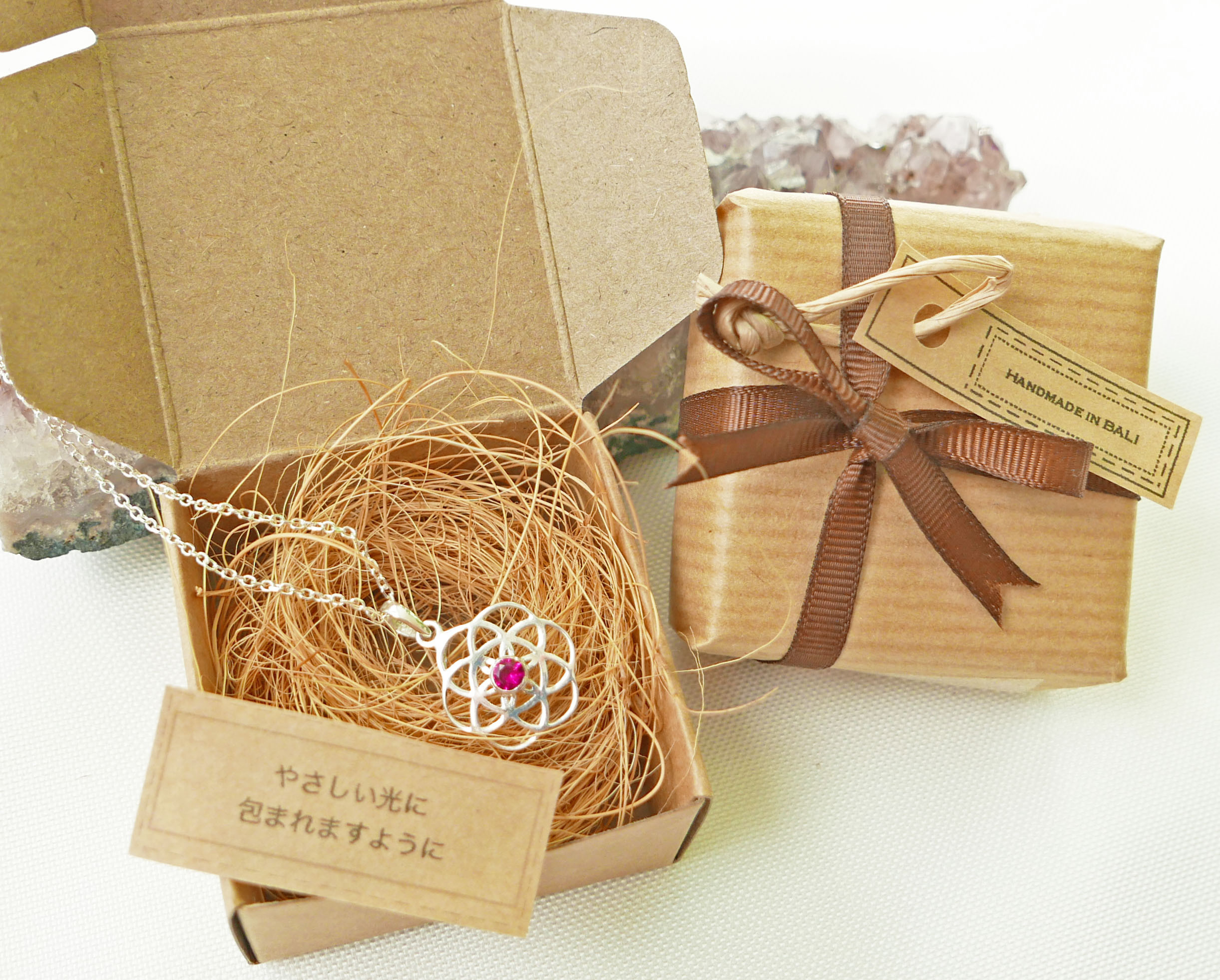 〔プラチナ加工〕真珠パール・神聖幾何学模様/シードオブライフのペンダント✼༺魂と調和、目醒め•*•ヒーリングエネルギー༻