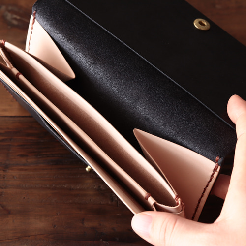 現品販売＊4月閉店○ｼﾝﾌﾟﾙｽﾘﾑ長財布2背面ポケット付きブラック【大