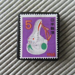 日本　アップサイクル切手ブローチ791 1枚目の画像