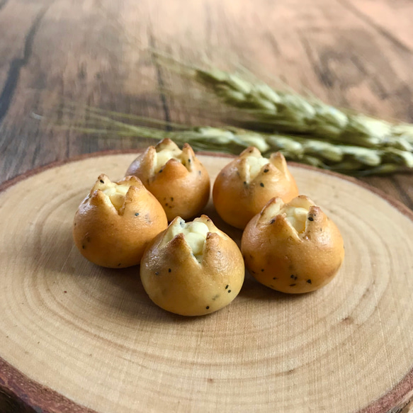 セサミちーずパン 1枚目の画像