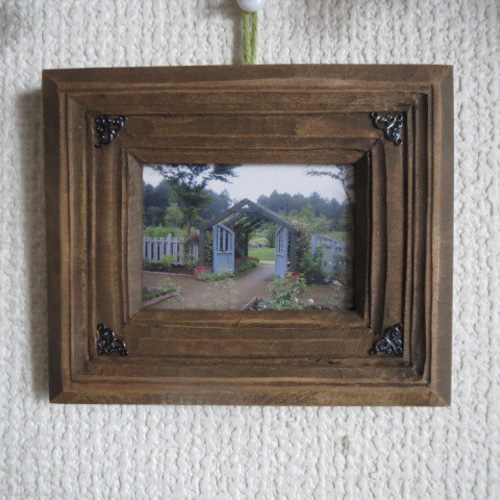 木彫りのミニフォトフレーム☆イーゼル付き6☆材質榀の木サイズ約