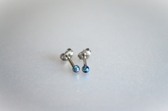 Titanium　pierced earrings・チタンピアス2粒・=P・B=１６G 2枚目の画像