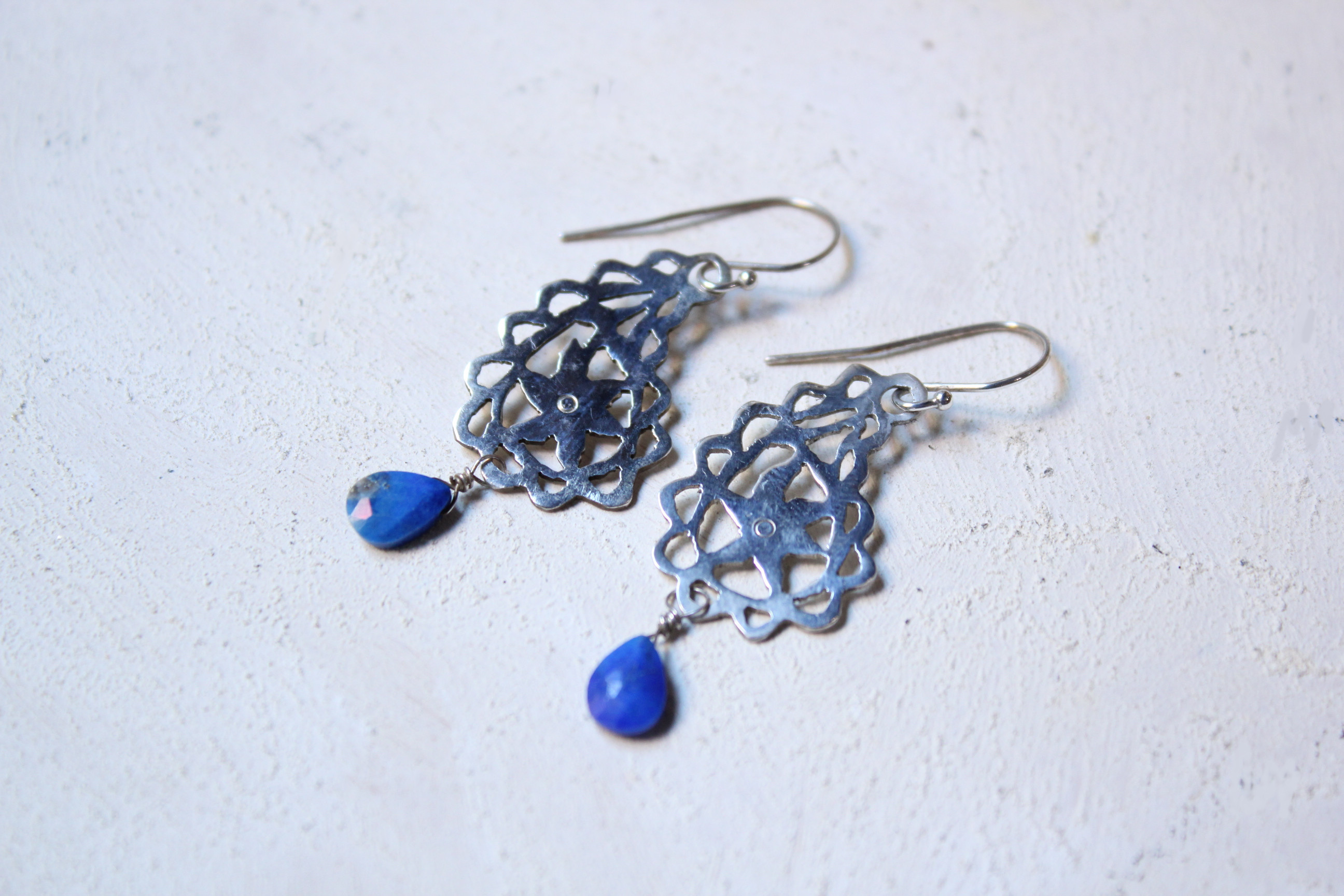 ペイズリーのシルバーピアス /ラピスラズリ/azur