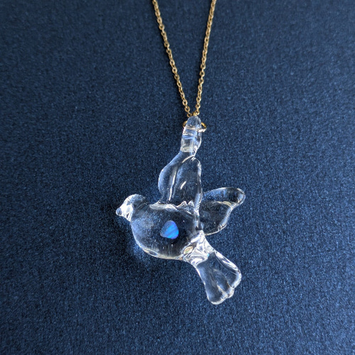 オパールネックレス（鳥） 光の飛翔 サージカルステンレスチェーン(金