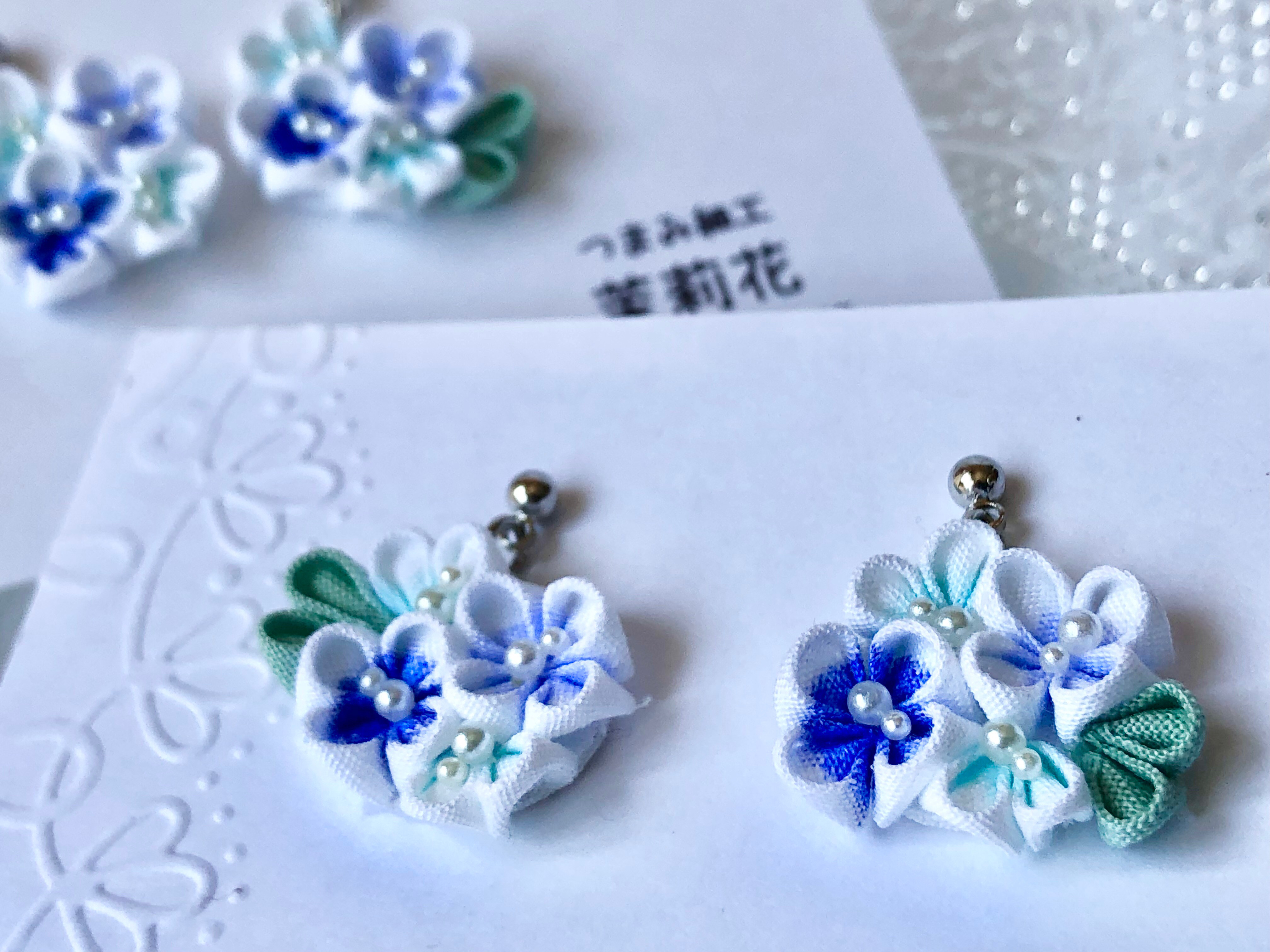 再販受付中つまみ細工ピアスorイヤリング指輪セット