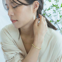 樹枝手鐲（金色） 第5張的照片