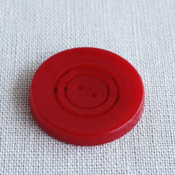(1個) 22mm ヴィンテージボタン　カゼインボタン　渦巻き　赤 7枚目の画像