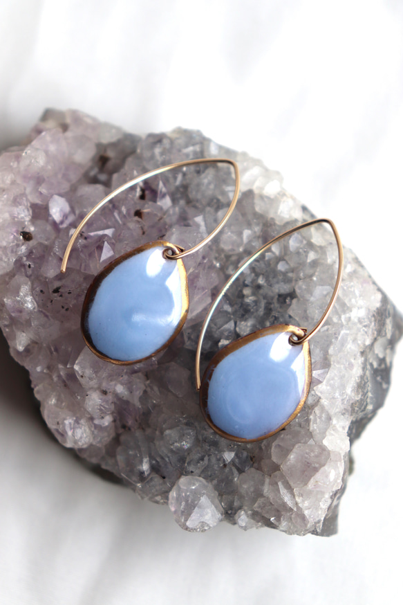 Wire Stone Earrings (light blue)七宝焼き 3枚目の画像