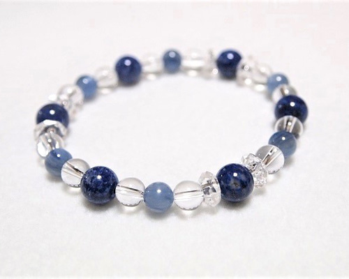 過去から脱却し幸運をもたらす* ラピスラズリ・カイヤナイト・水晶の